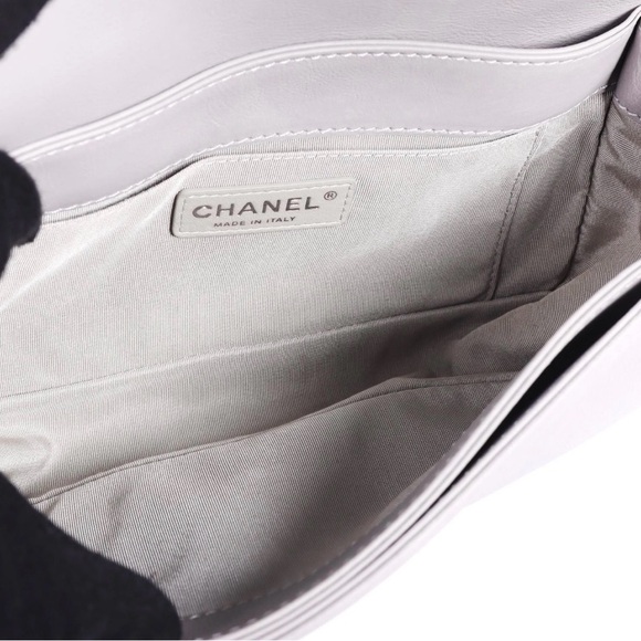 Trendy Grey Chanel Boy Bag - Med- Certificate - Picture 6 of 11